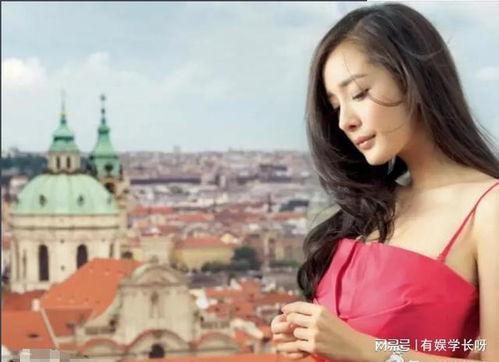 杨幂吃大瓜,娱乐圈风云再起，真相揭秘！