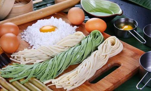 南宁商场吃瓜,吃瓜群众的欢乐盛宴